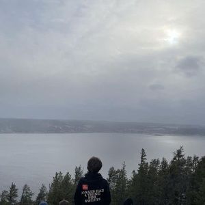 Meet your Posher, Zachary